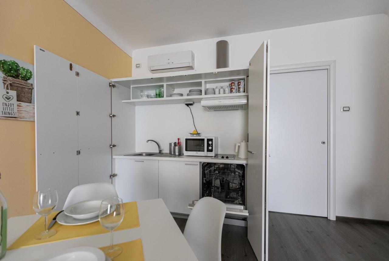 Stresa Residence エクステリア 写真